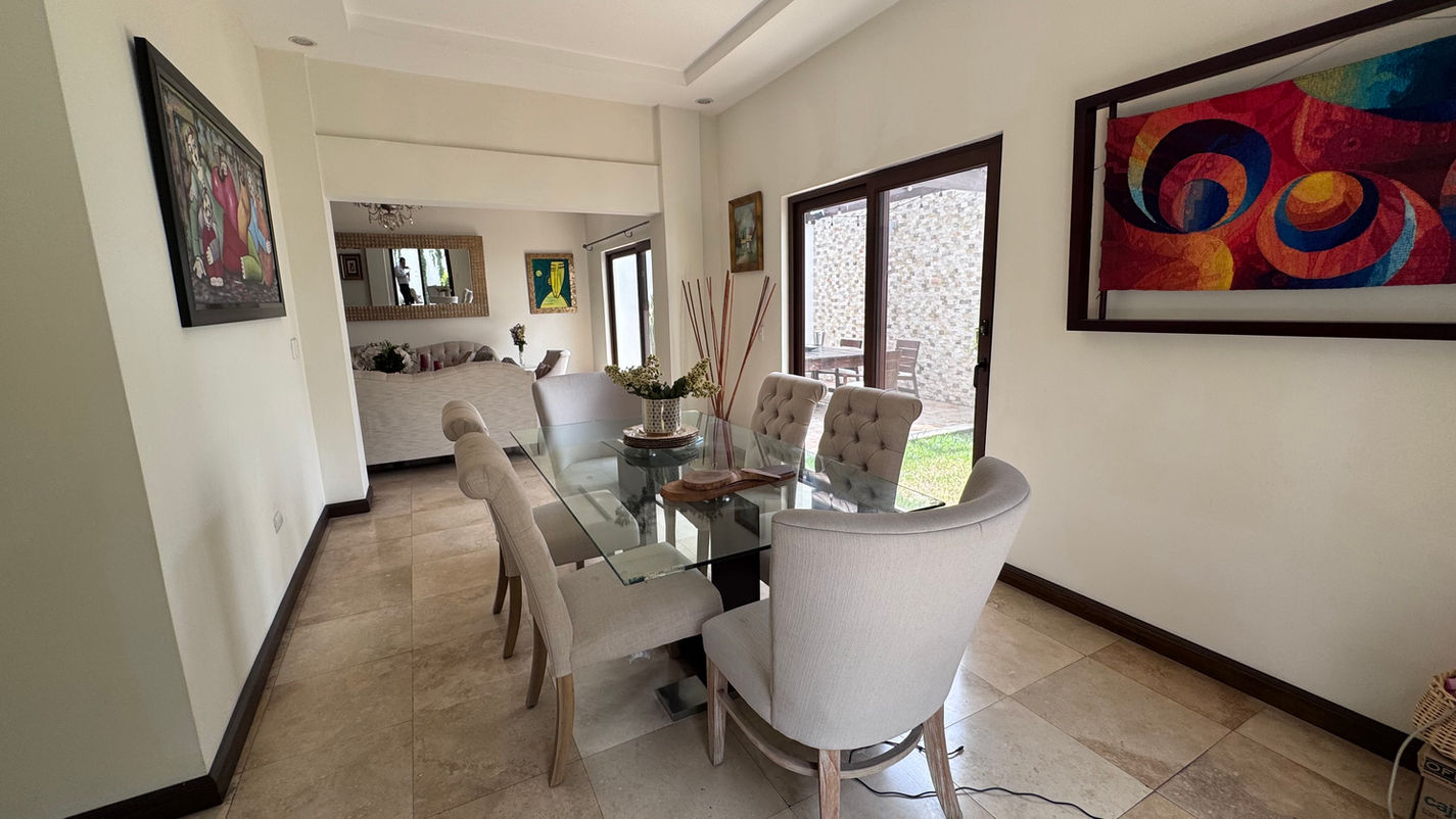 Casa en Lomas del Guijarro Sur