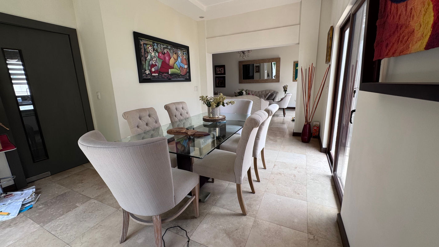 Casa en Lomas del Guijarro Sur