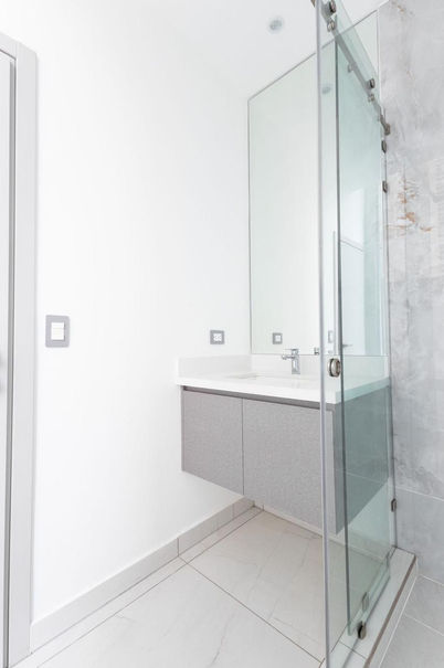 Apartamento Amueblado Torre Kuarzo 24