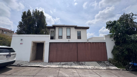 Casa en Lomas del Guijarro Sur