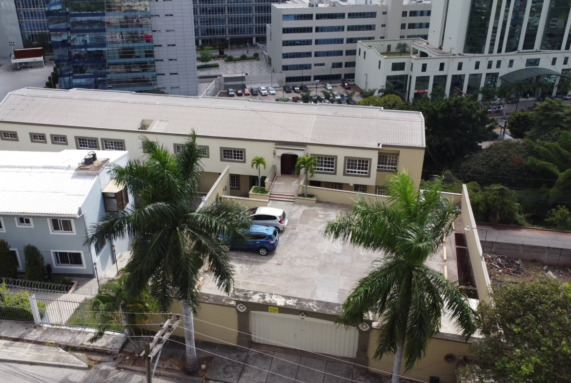 Penthouse Edificio Cetape en Lomas del Mayab