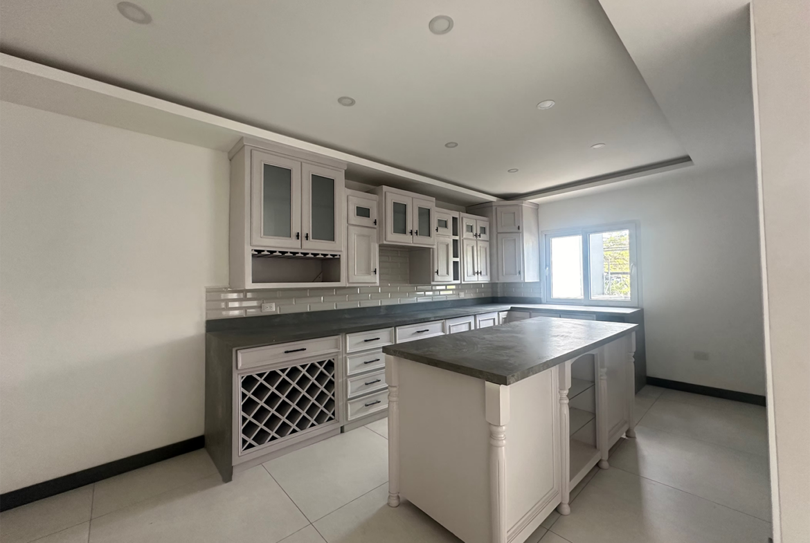 Townhouse en Lomas del Guijarro