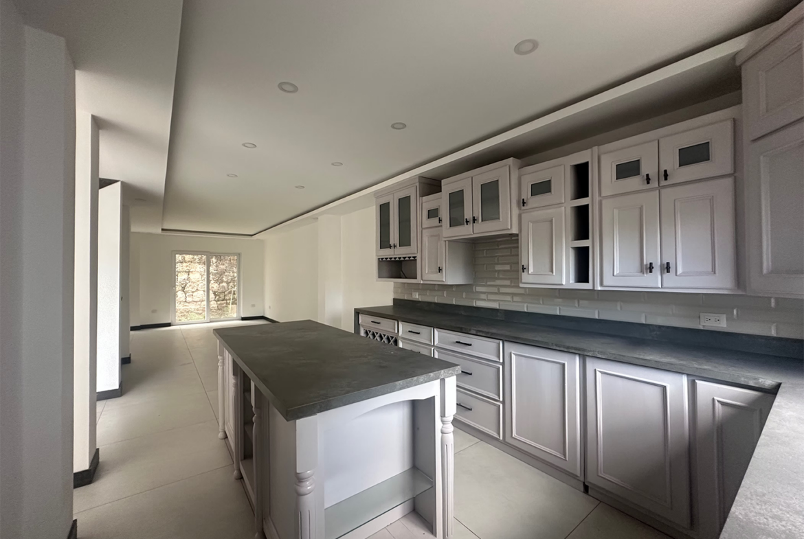 Townhouse en Lomas del Guijarro
