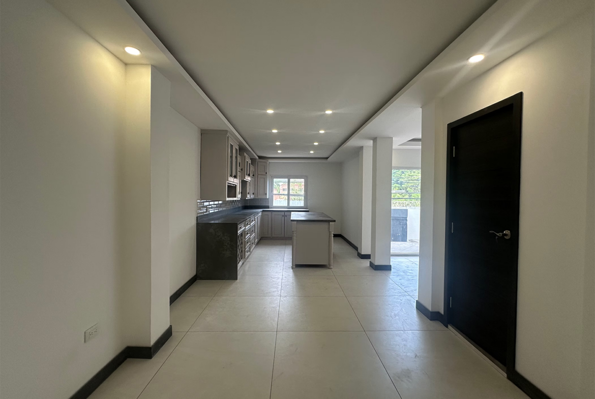 Townhouse en Lomas del Guijarro