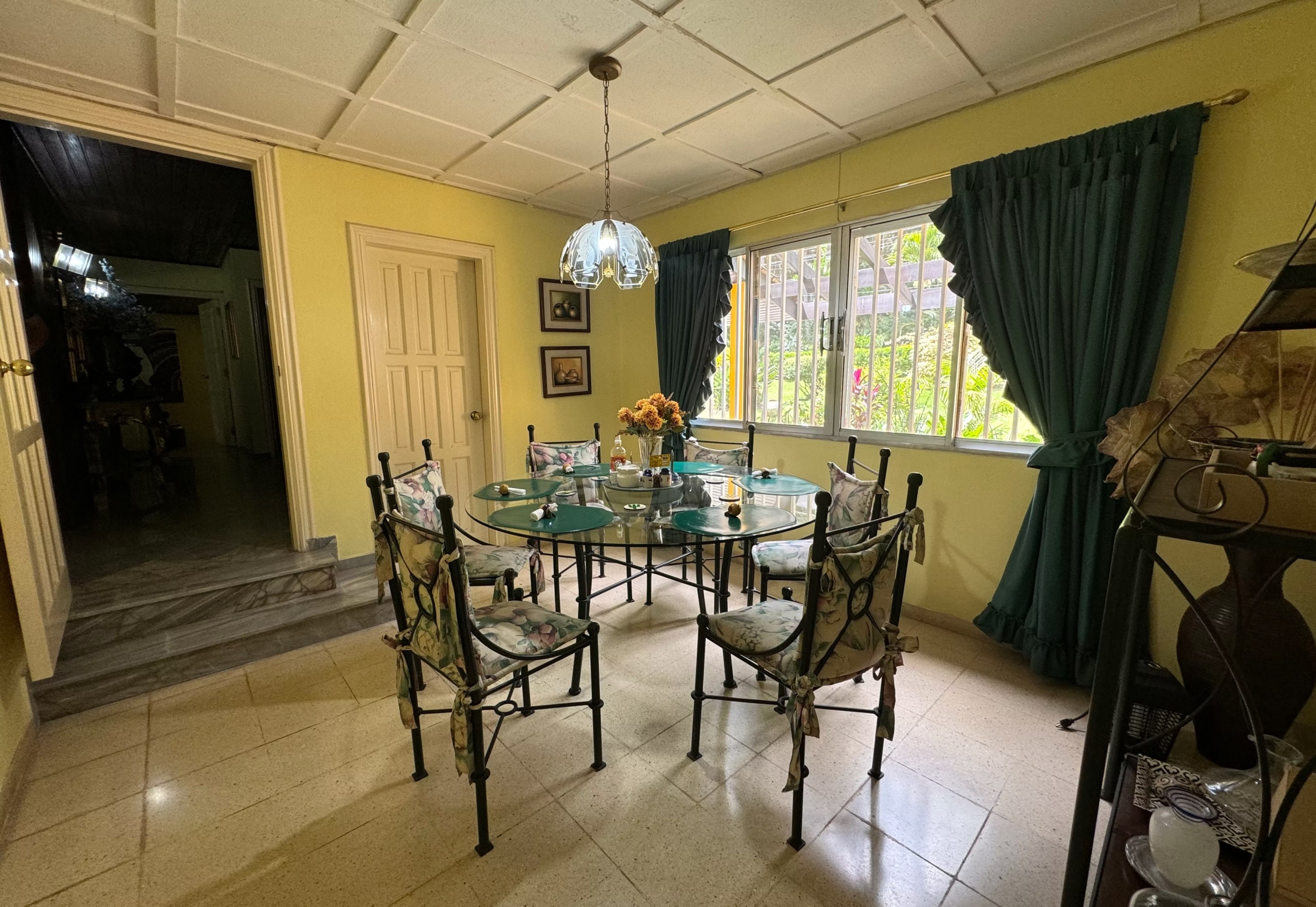 Casa de Campo en Villa Elena
