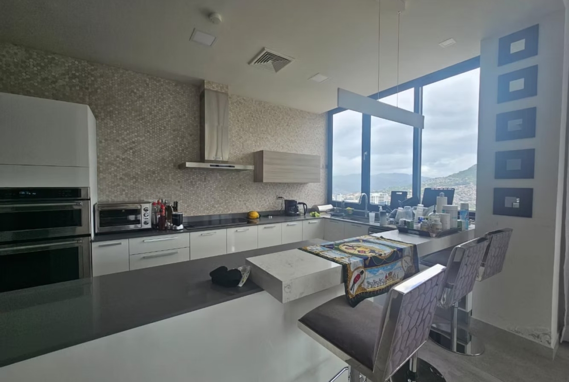 Apartamento en Res. La Cumbre