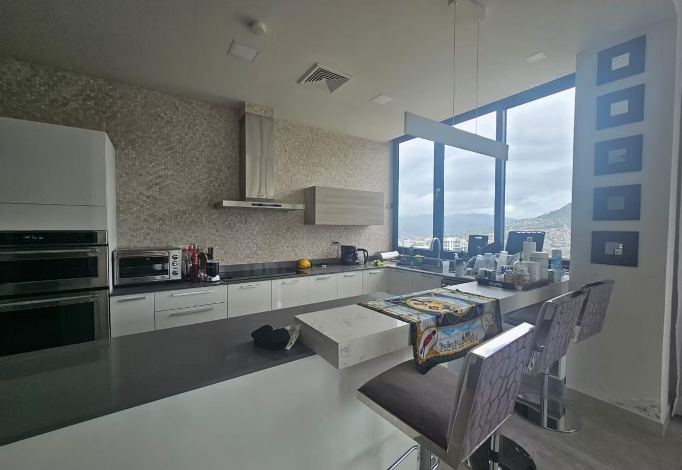 Apartamento en Res. La Cumbre