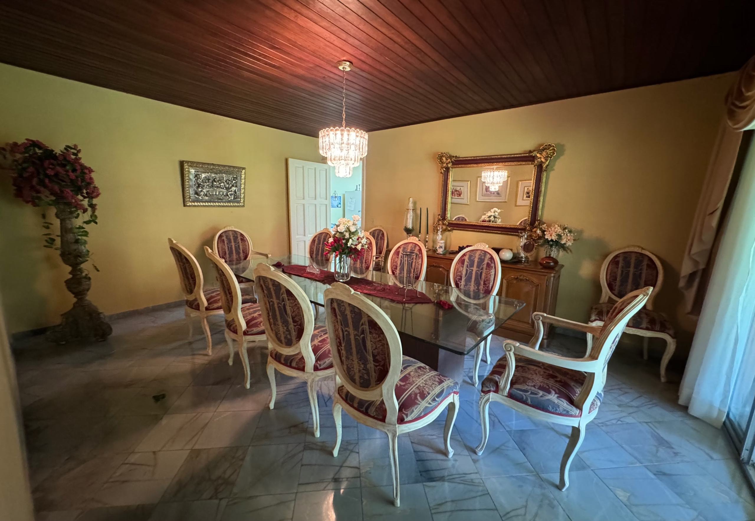Casa de Campo en Villa Elena