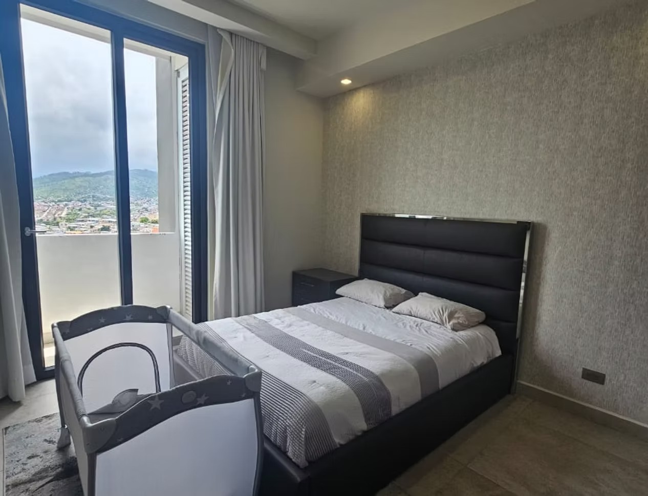 Apartamento en Res. La Cumbre