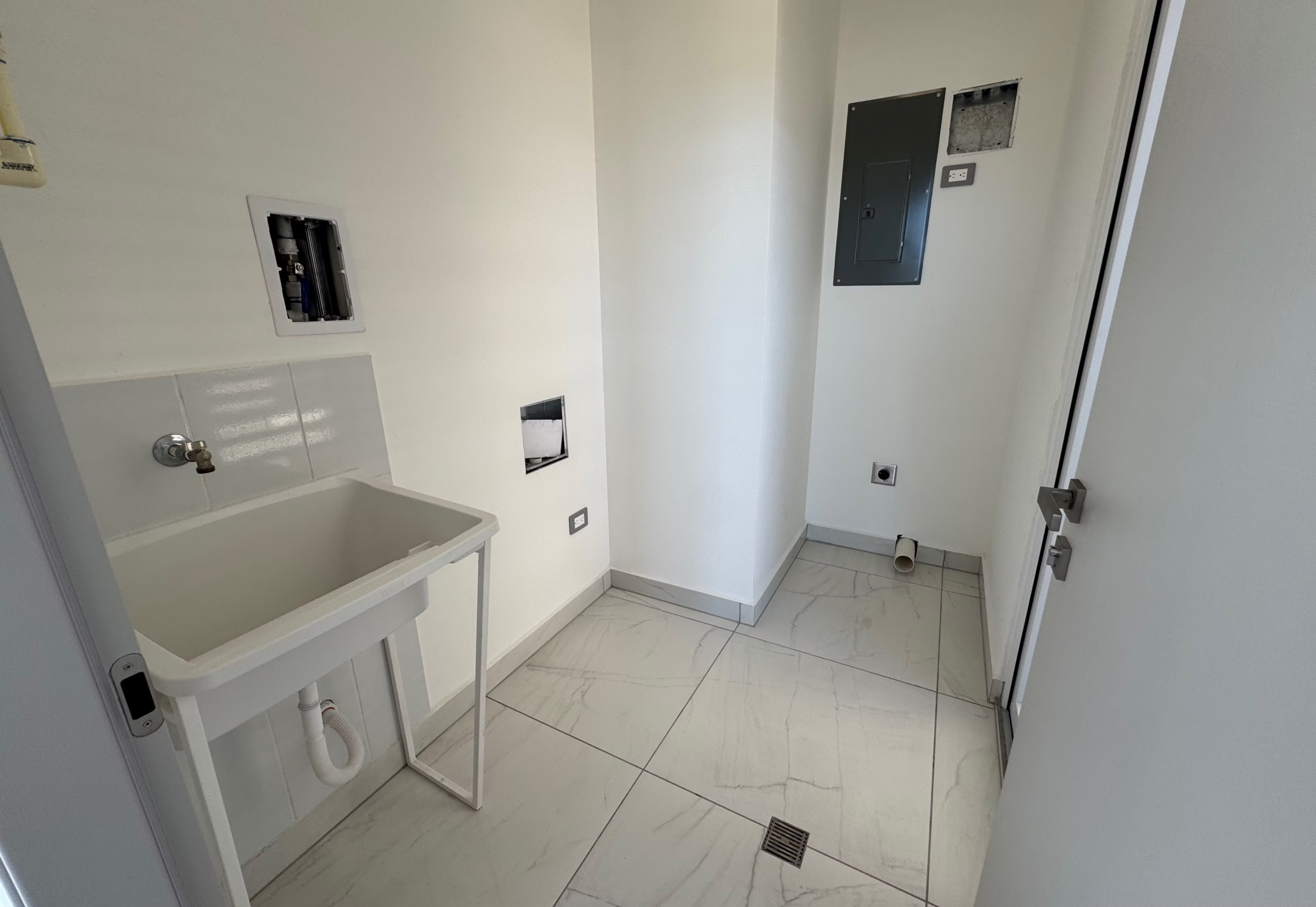 Apartamento de 2 habitaciones en Torre Kuarzo 24