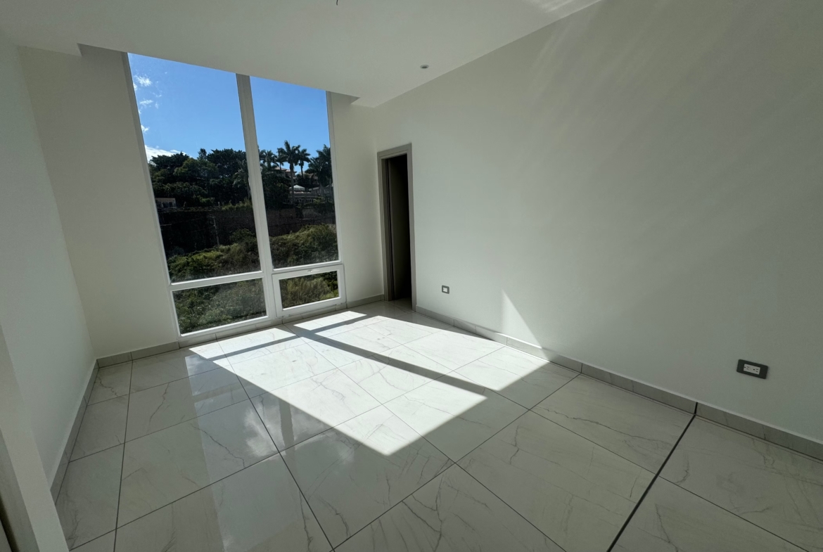 Apartamento de 2 habitaciones en Torre Kuarzo 24