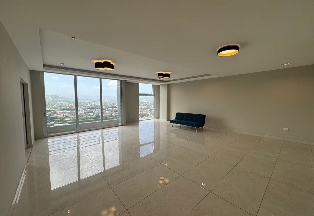 Apartamento en Torre NIVO