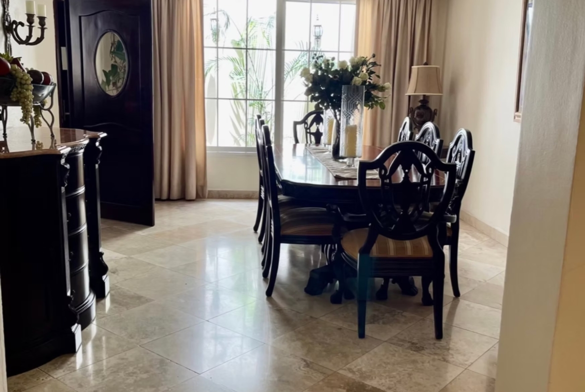 Casa en Residencial El Trapiche