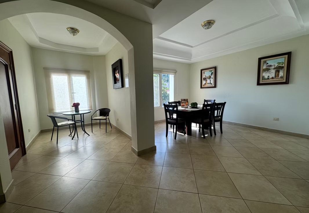 Apartamento en Lomas del Guijarro Sur