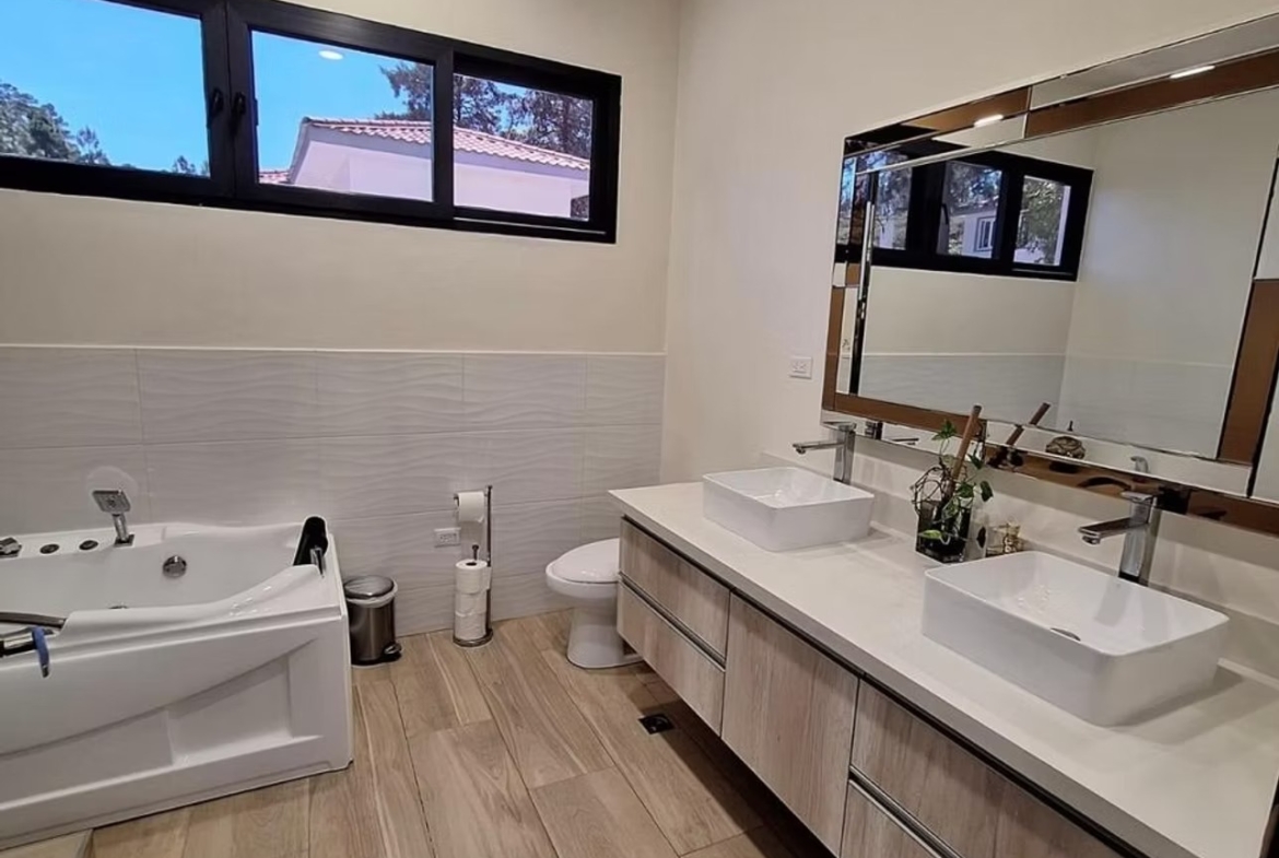 Casa en El Hatillo, Residencial Miralago