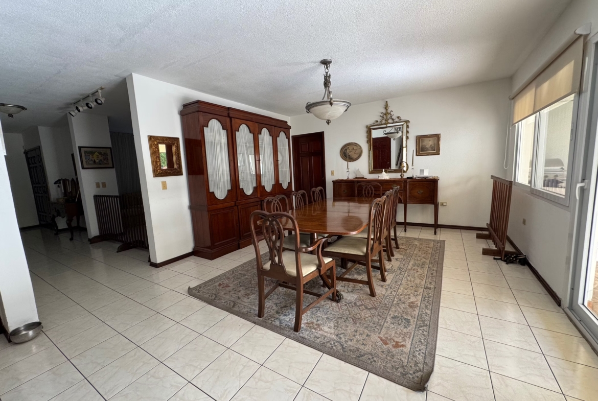 Casa en Residencial La Cumbre, Lomas del Guijarro