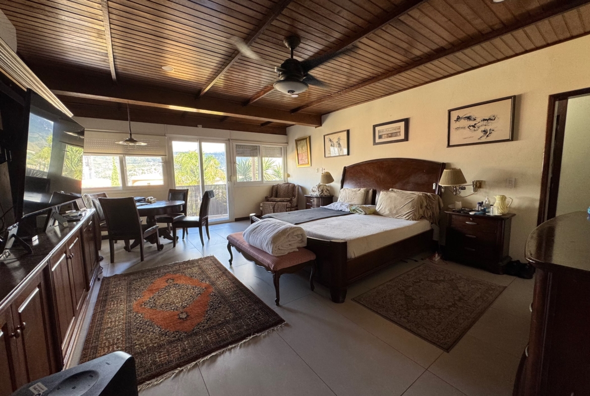 Casa en Residencial La Cumbre, Lomas del Guijarro