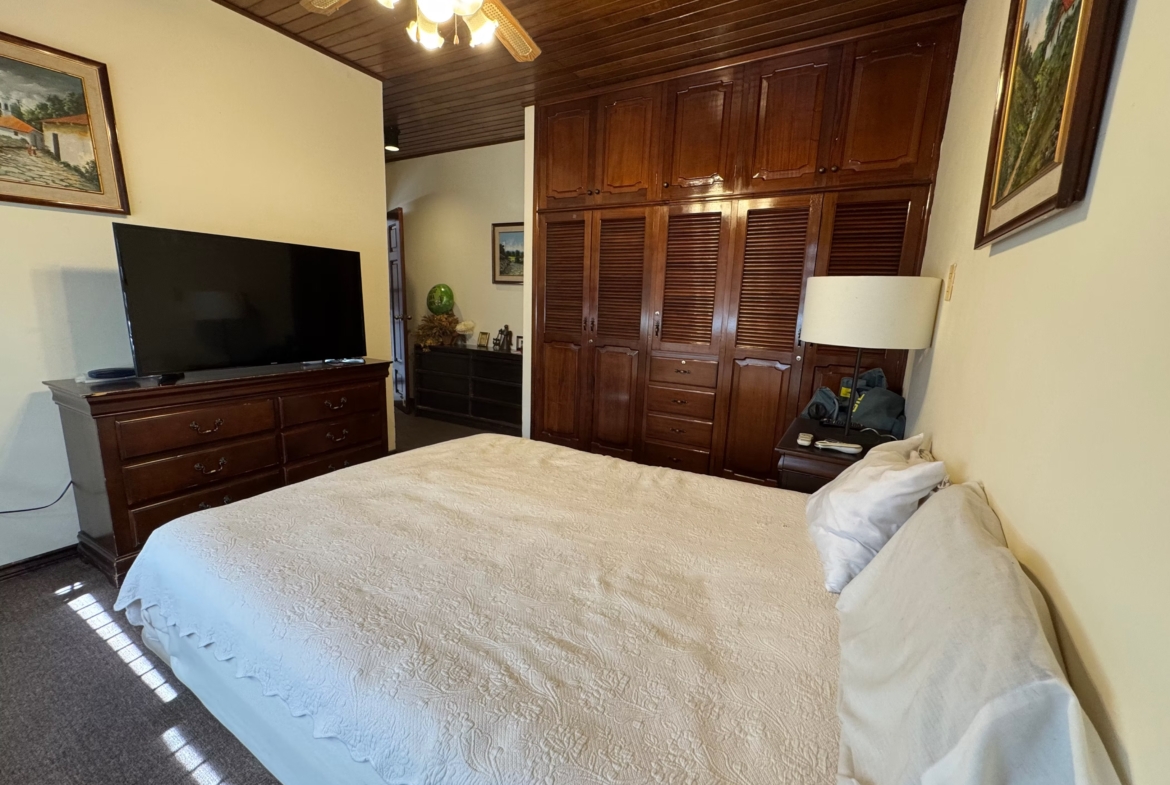Casa en Residencial La Cumbre, Lomas del Guijarro