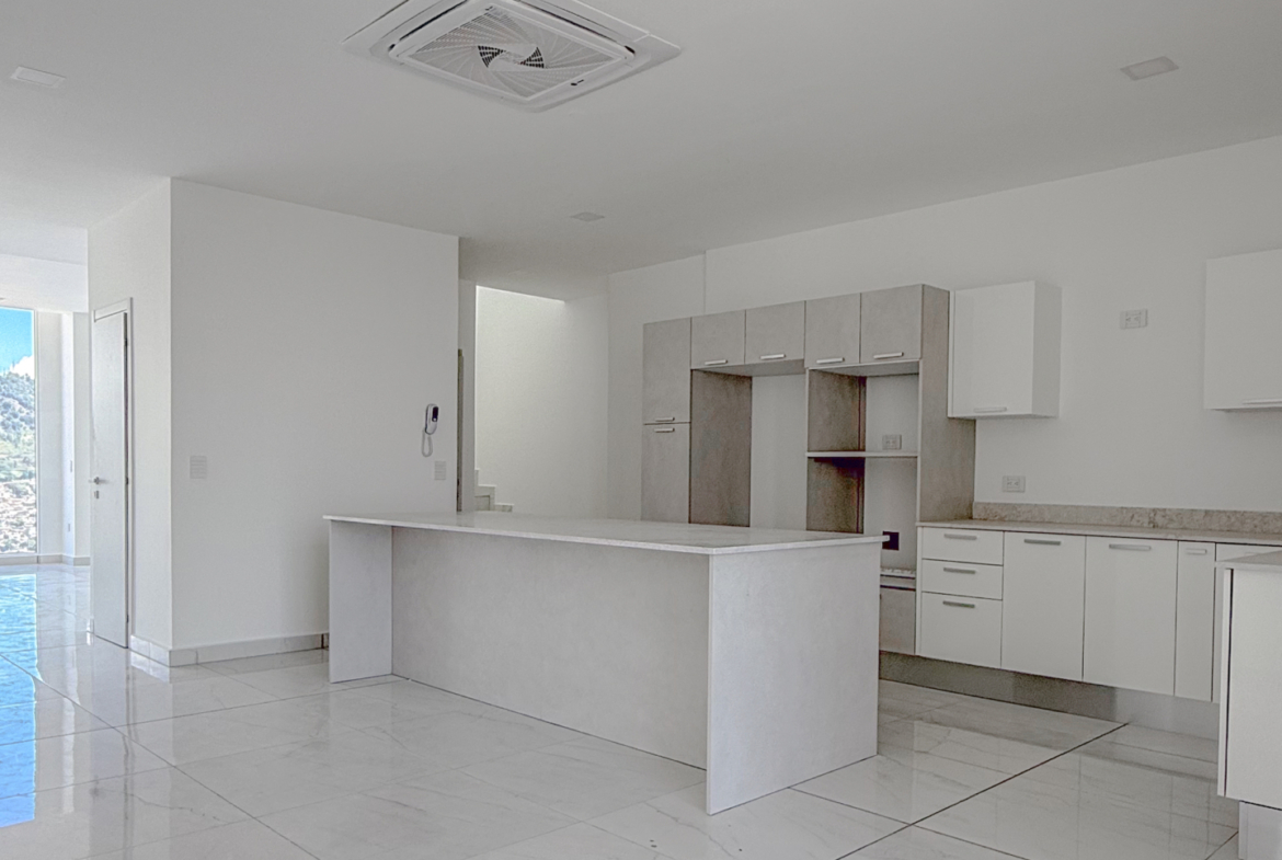 Penthouse en Torre Kuarzo