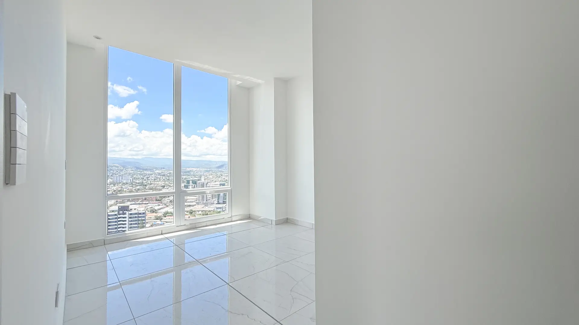 Penthouse en Torre Kuarzo