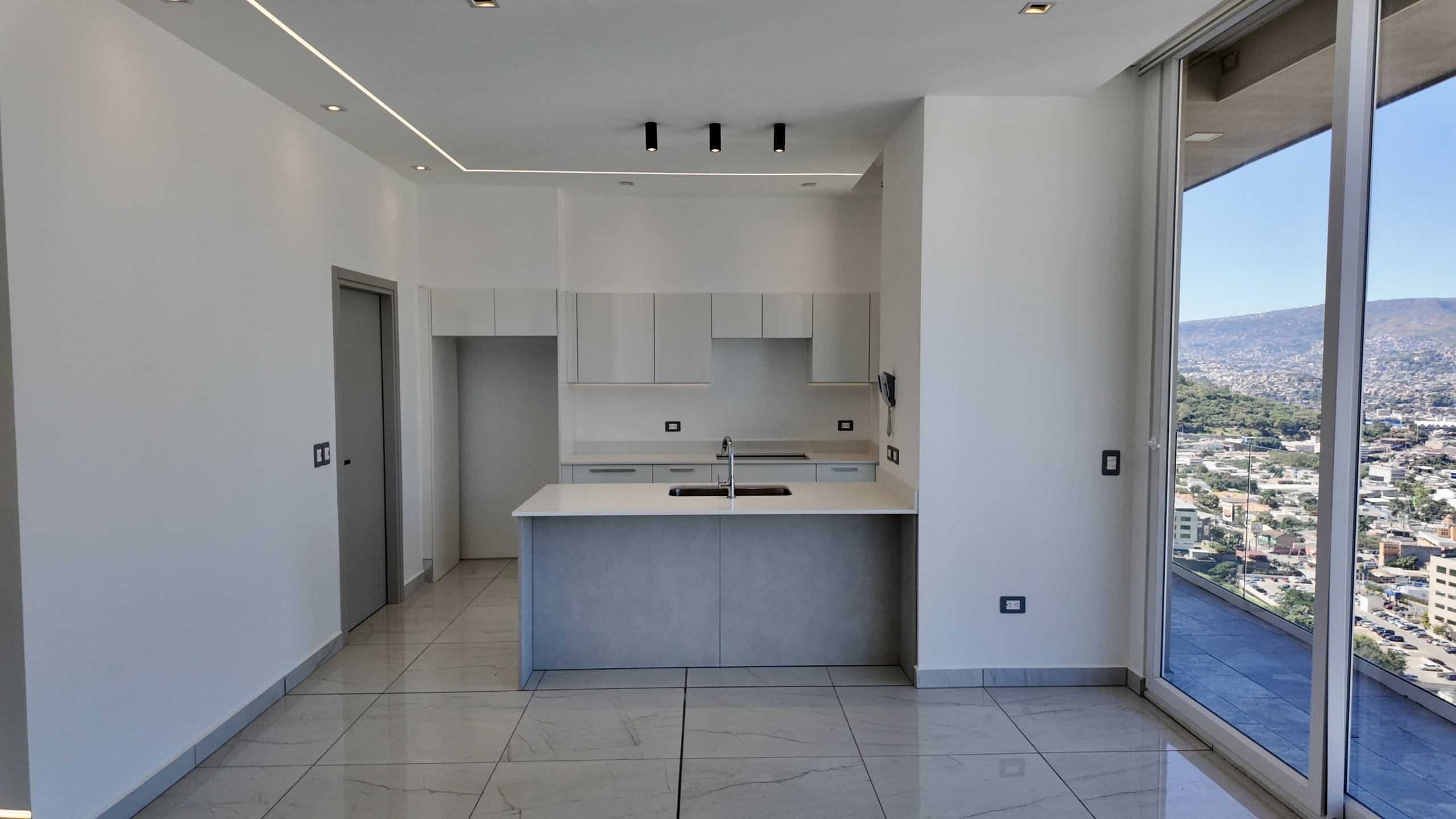 Apartamento en Torre Kuarzo
