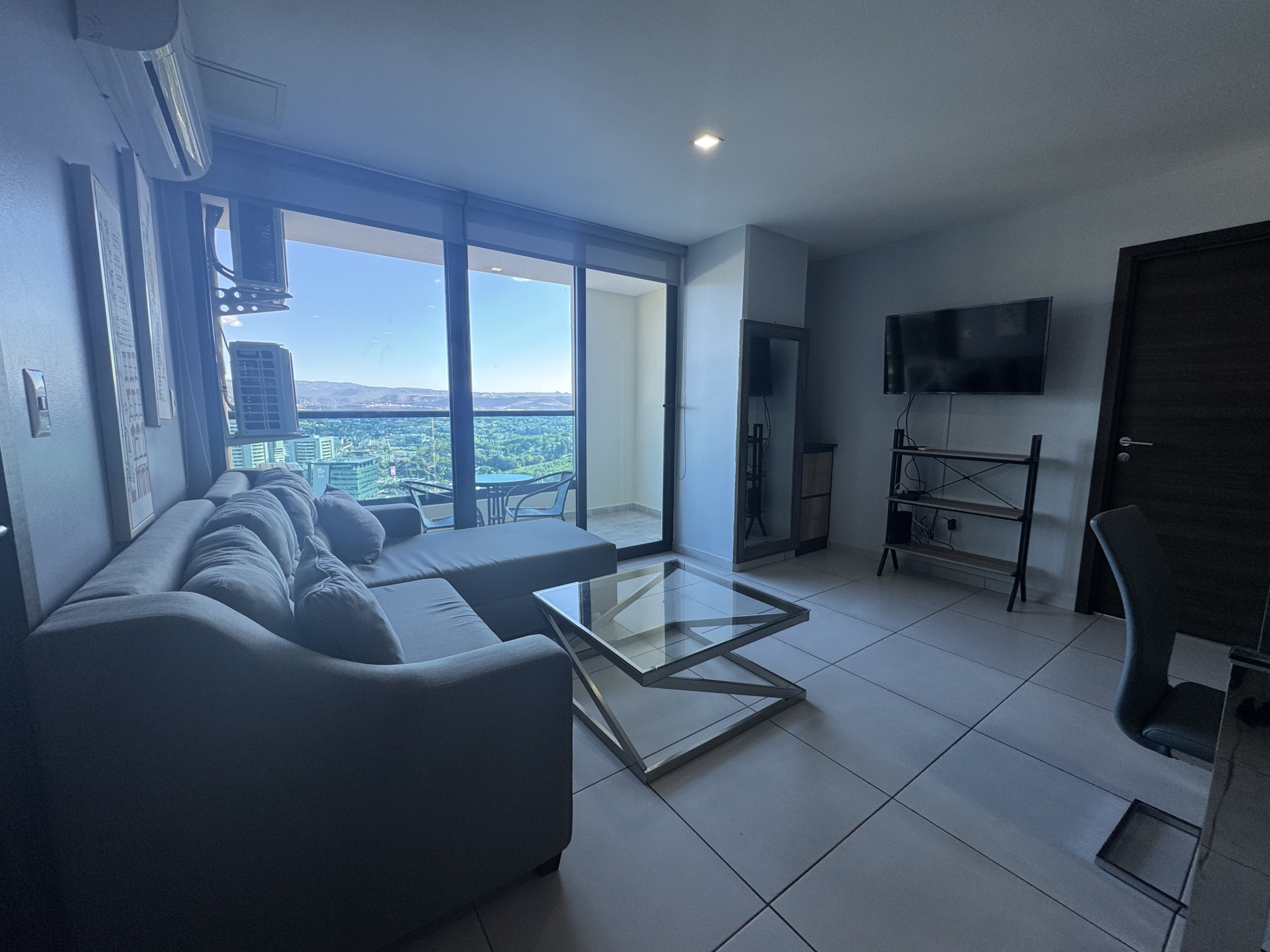 Apartamento en Torre Astria