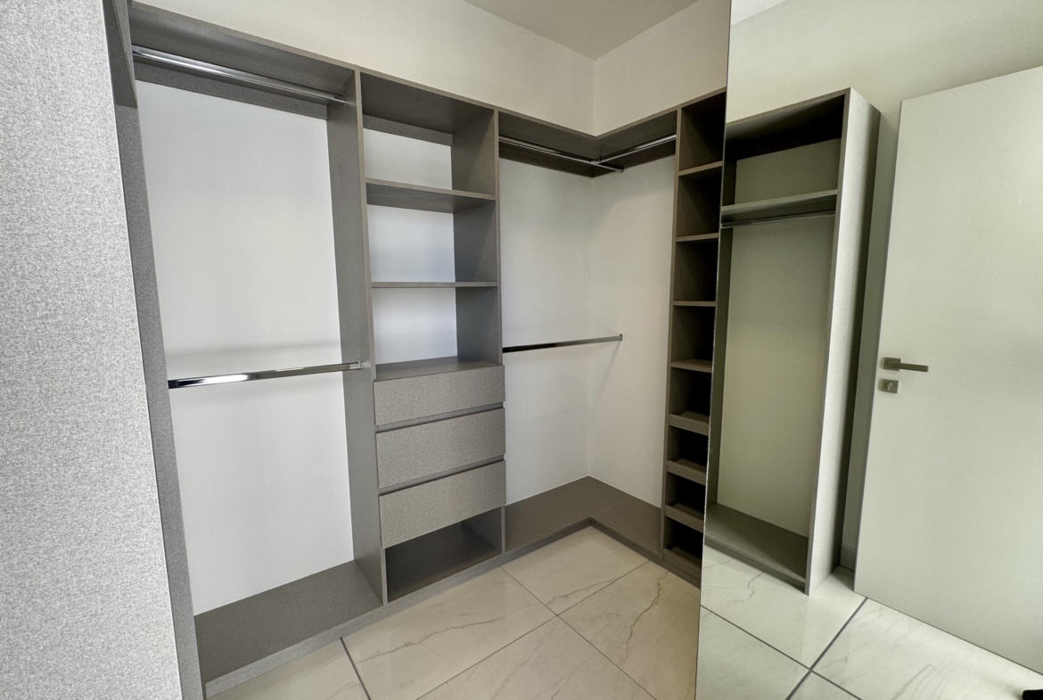 Apartamento en Torre Kuarzo
