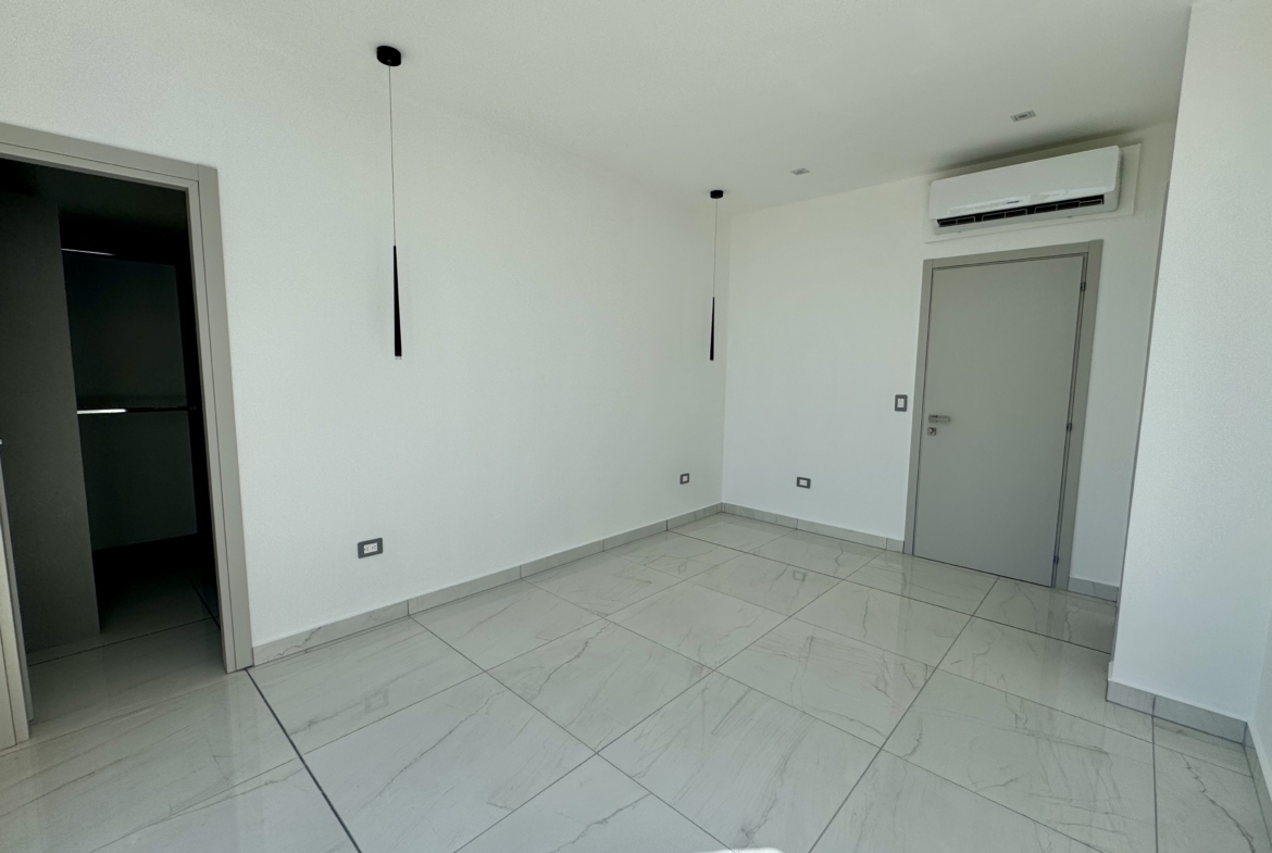 Apartamento en Torre Kuarzo