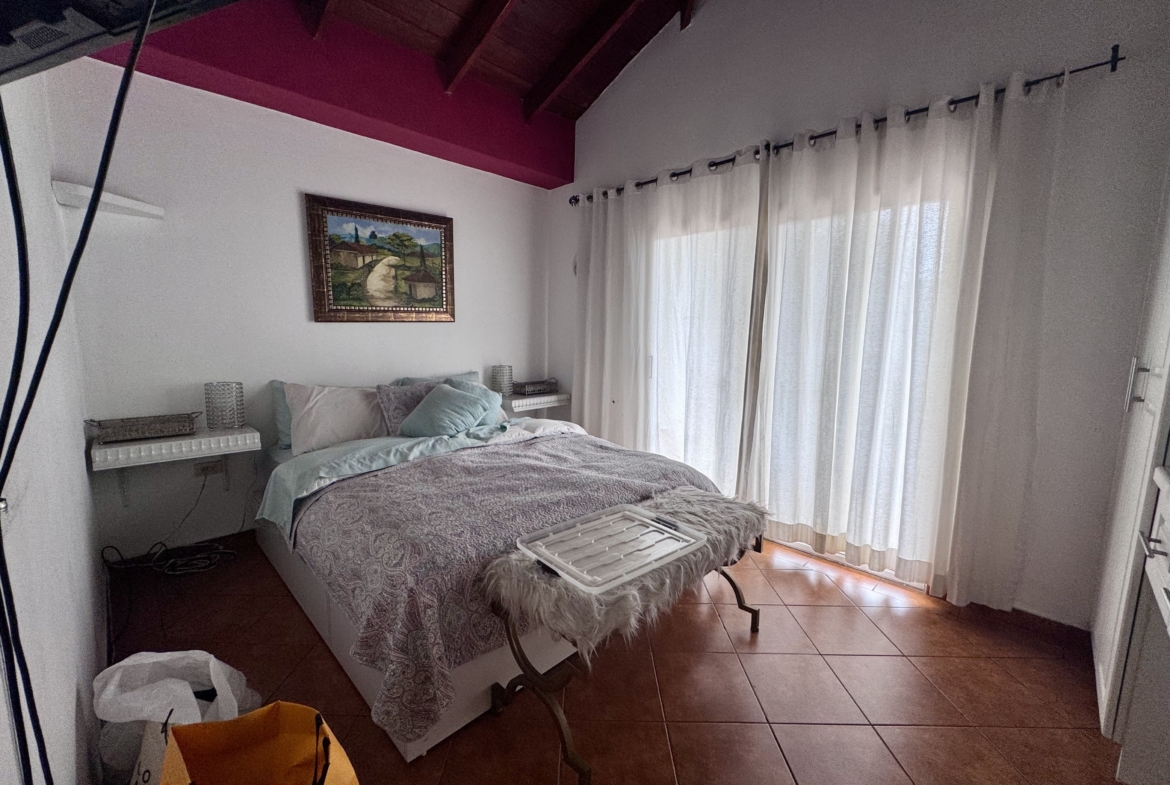 Casa en Lomas Carrara