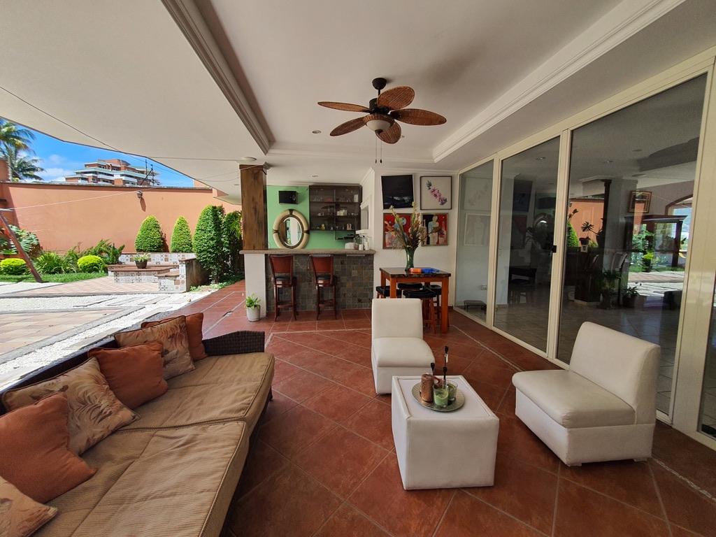 Casa en Colonia La Estancia