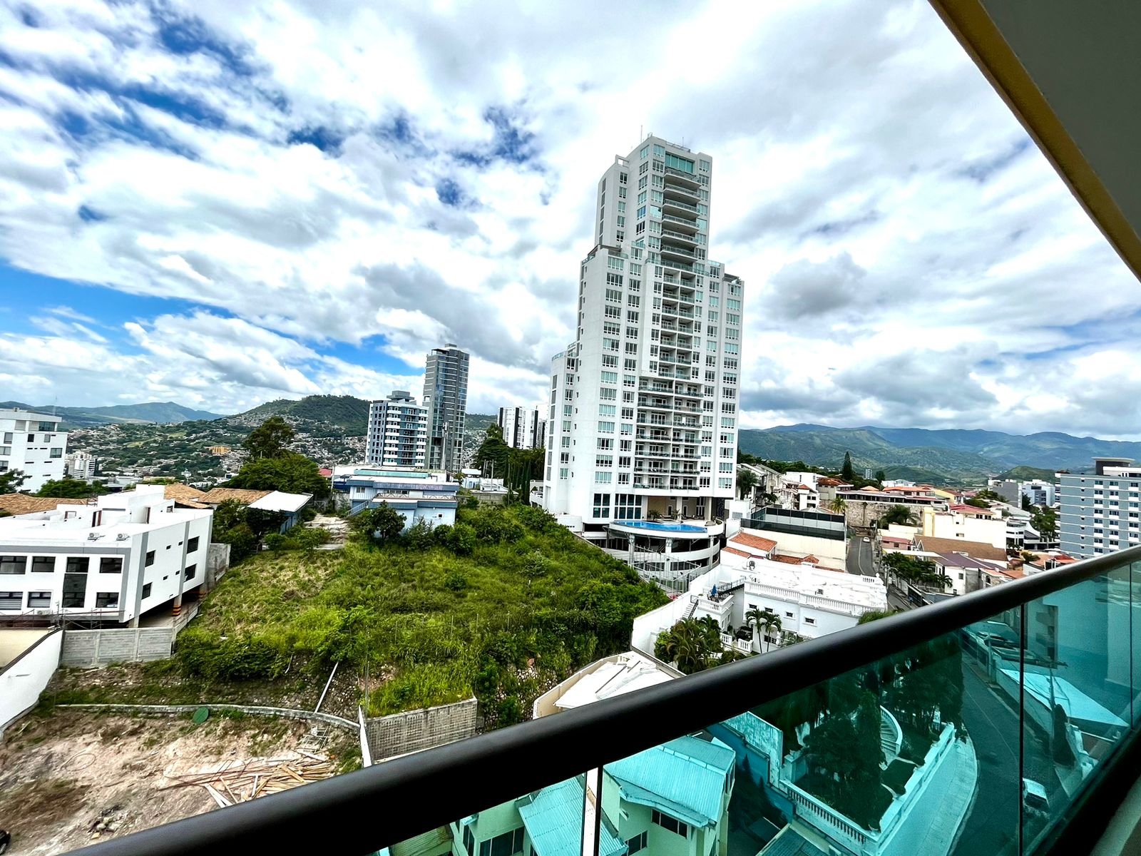 Apartamento en Torre Astria
