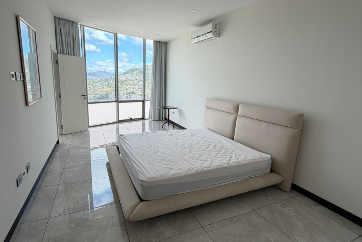 Penthouse en Torre Vitri