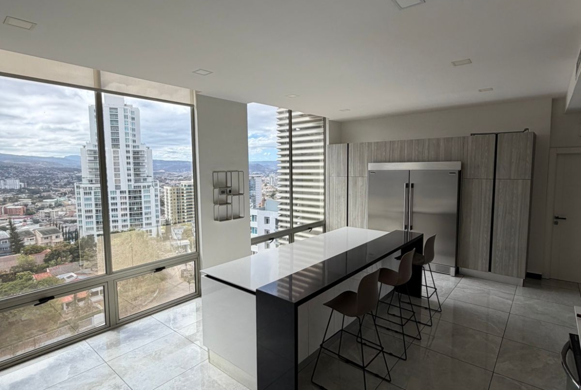 Penthouse en Torre Vitri